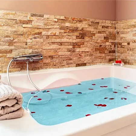 Baignoire Double Centre Port Appartamento