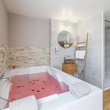 Apartment Baignoire Double Centre Port *